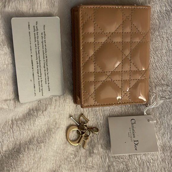 LADY DIOR MINI WALLET - Picture 2 of 9
